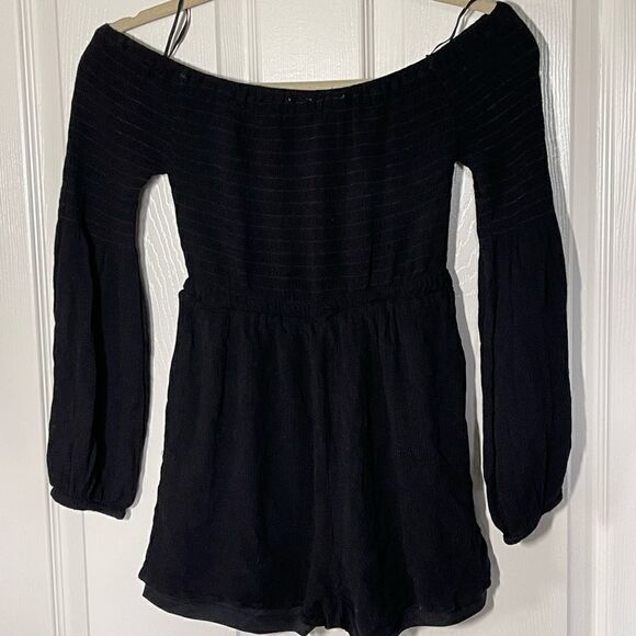 Onetheland off the shoulder romper size small - Picture 3 of 6